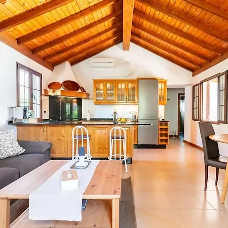 شاليه Casa Simon Fátaga